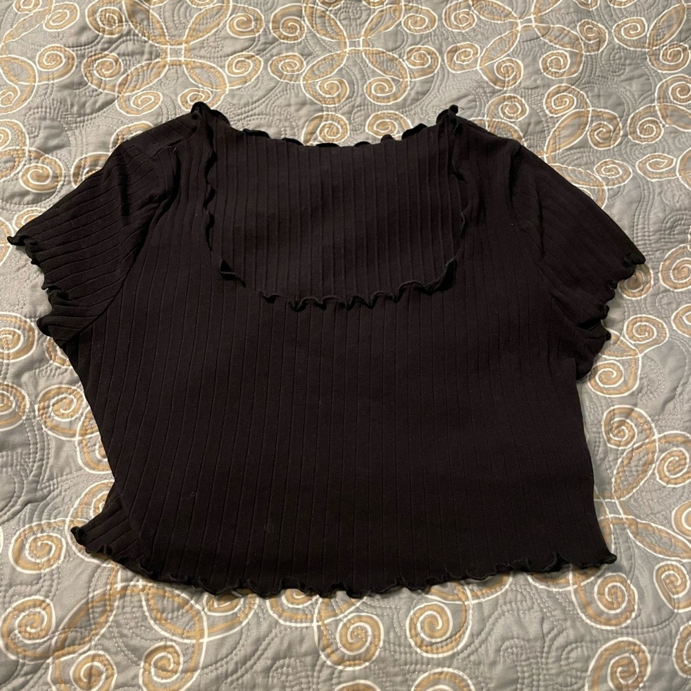 Black crop top